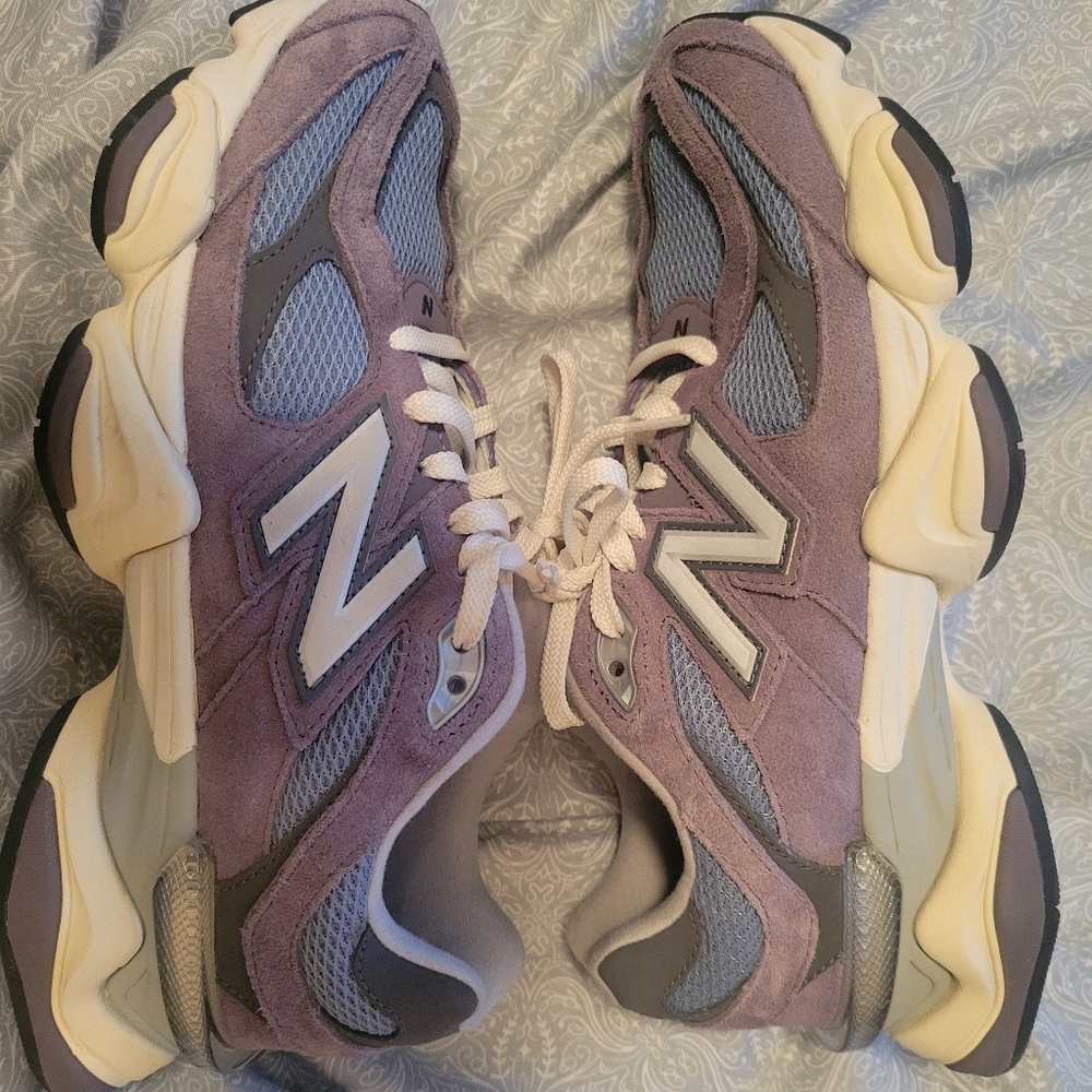 Women New Balance Sneakers 960